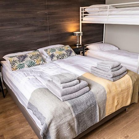 Black Beach Guesthouse Thorlakshofn Экстерьер фото