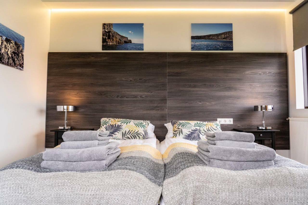 Black Beach Guesthouse Thorlakshofn Экстерьер фото